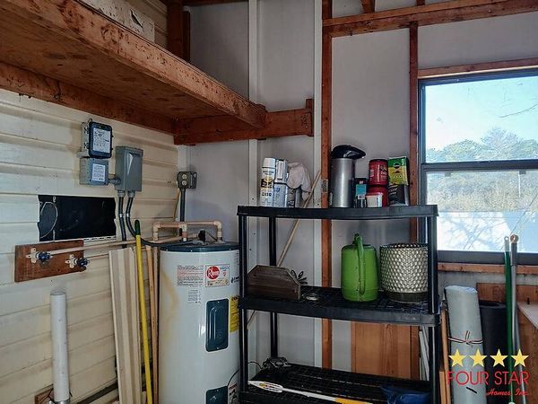 435 Kingslake Dr, DeBary FL 32713