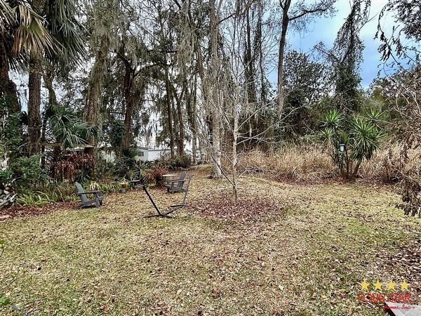 15 KINGS BLVD, Leesburg FL 34748