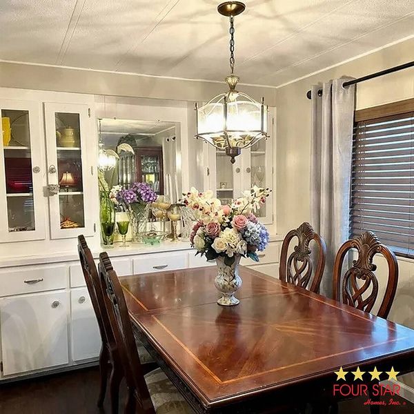 15 KINGS BLVD, Leesburg FL 34748