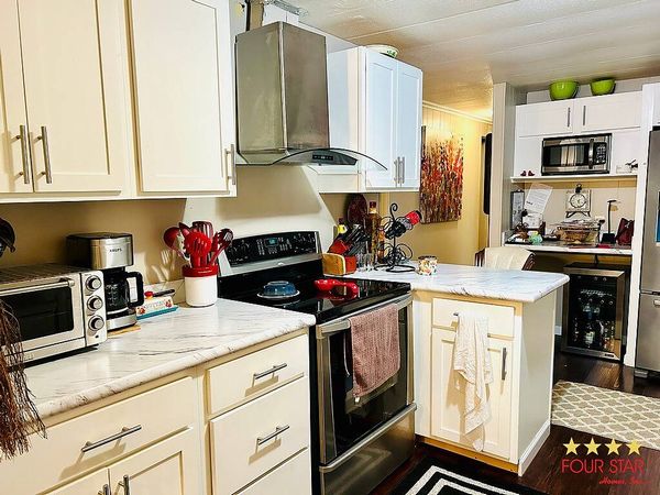 15 KINGS BLVD, Leesburg FL 34748