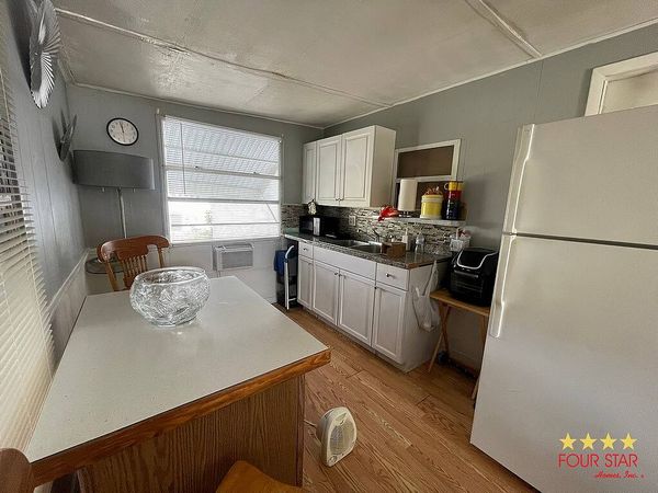 2860 Holster Way, Orlando FL 32822