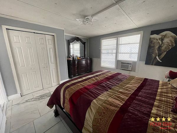 2860 Holster Way, Orlando FL 32822