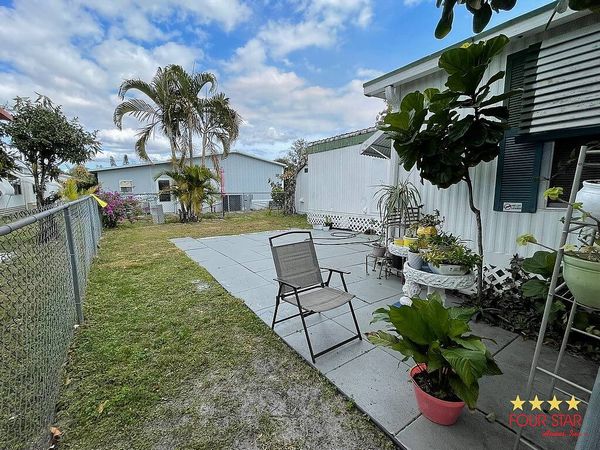 2860 Holster Way, Orlando FL 32822