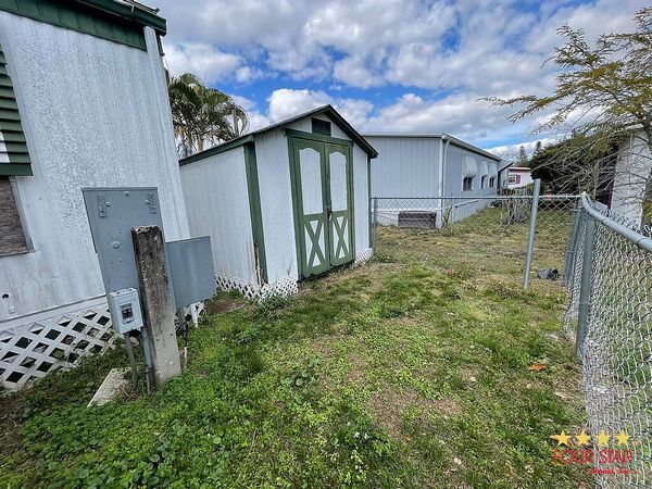 2860 Holster Way, Orlando FL 32822