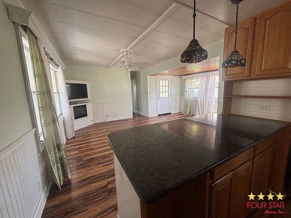 1060 Marcy Dr, DeLand FL 32724