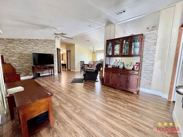 212 Bahia Mar Cir, Apopka FL 32712