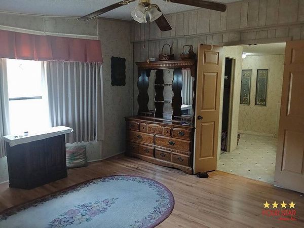 381 Spring Lake Dr, DeLand FL 32724