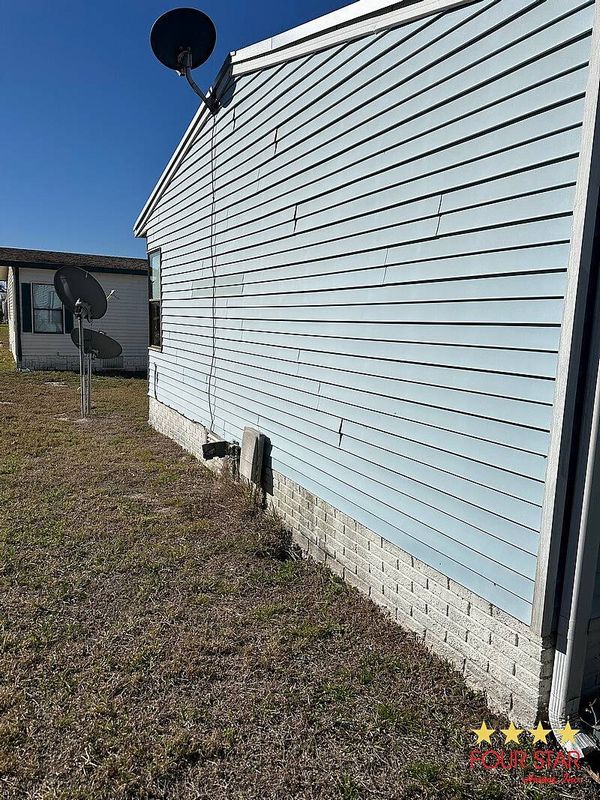 2066 E Lakeview, Sebastian FL 32958