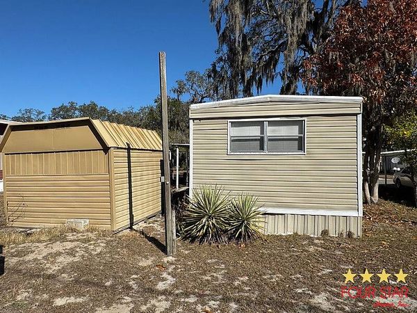 10711 Dakota Oaks Dr, Riverview FL 33569