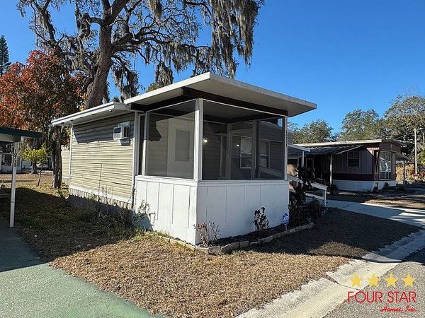 10711 Dakota Oaks Dr, Riverview FL 33569