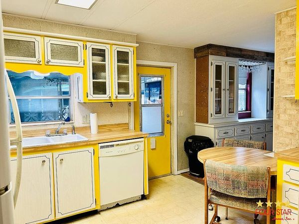 250 DUKE CIRCLE, Leesburg FL 34748