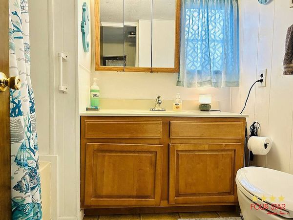 105 QUEENS DR, Leesburg FL 34748