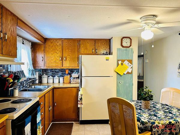 105 QUEENS DR, Leesburg FL 34748