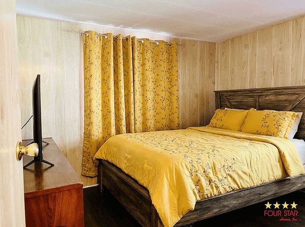 17 GRANADA LN, Leesburg FL 34748