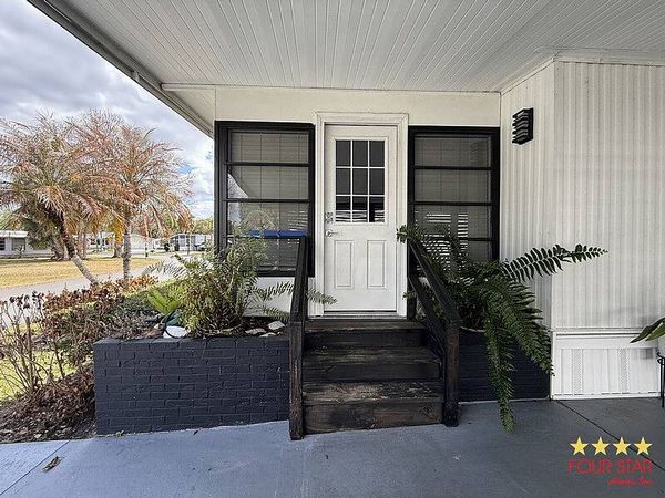 421 Costa Rica, Winter Springs FL 32708