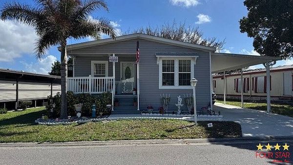 8775 20th St, Lot 421, Vero Beach FL 32966