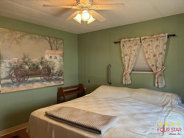 230 Inverness Ln, Orange City FL 32763