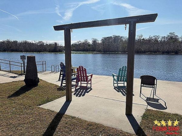 2760 Botts Landing Dr, Lot 42, DeLand FL 32720