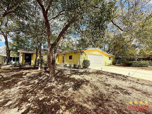 527 Nutmeg Circle , DeLand FL 32724
