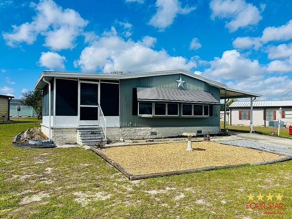 22 EL PRESIDENTE BLVD, Leesburg FL 34748