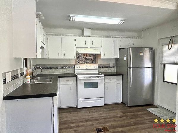 22 EL PRESIDENTE BLVD, Leesburg FL 34748