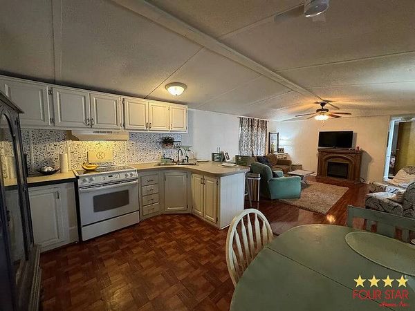 1004 Lakeshore Dr, Lot 34, Wildwood FL 34785