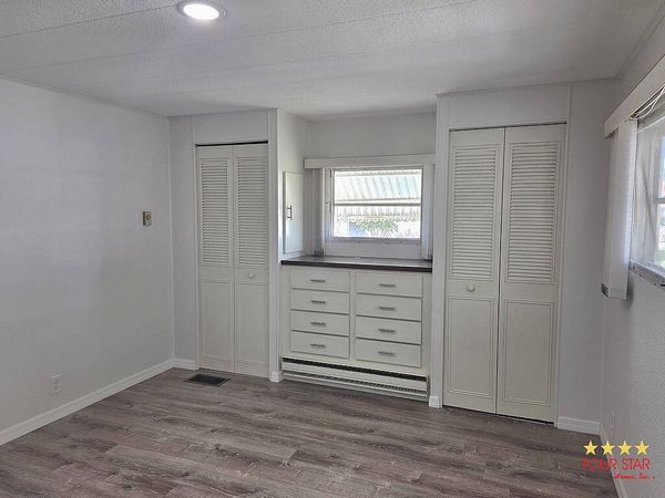 8412 Old Salem Rd, Sarasota FL 34238