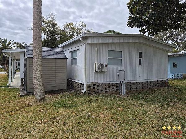 104 Flamingo Dr, Port Orange FL 32127