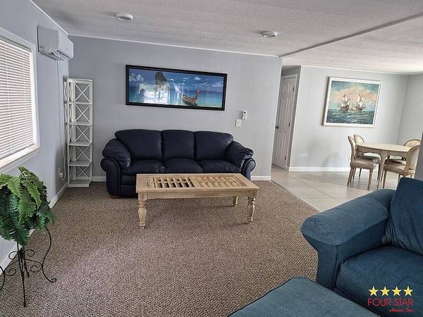 104 Flamingo Dr, Port Orange FL 32127