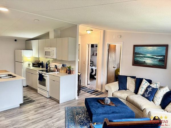 88 PICKERING DR., Kissimmee FL 34746