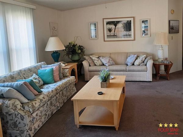 9 Buccaneer Dr, Lot 627, Leesburg FL 34788