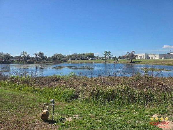 9 Buccaneer Dr, Lot 627, Leesburg FL 34788