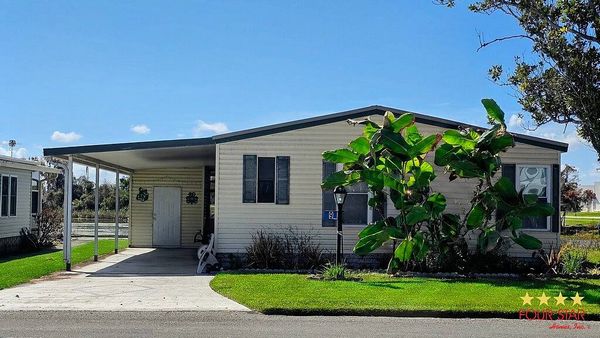 9 Buccaneer Dr, Lot 627, Leesburg FL 34788