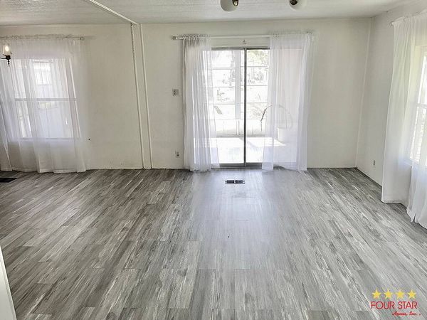 297 Scott Blvd., Kissimmee FL 34746