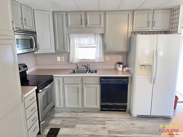 297 Scott Blvd., Kissimmee FL 34746