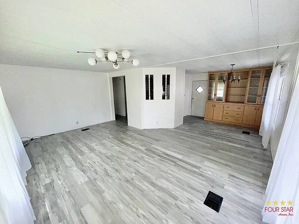 297 Scott Blvd., Kissimmee FL 34746