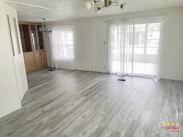 297 Scott Blvd., Kissimmee FL 34746