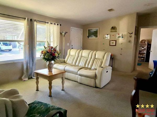 25725 ALICIA DR, Leesburg FL 34748