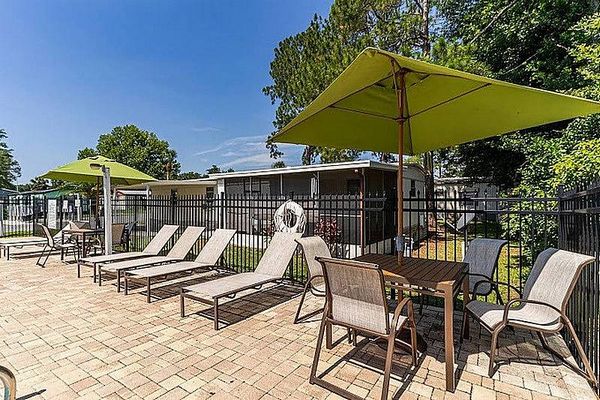 1504 Flora Lee Dr, Leesburg FL 34748