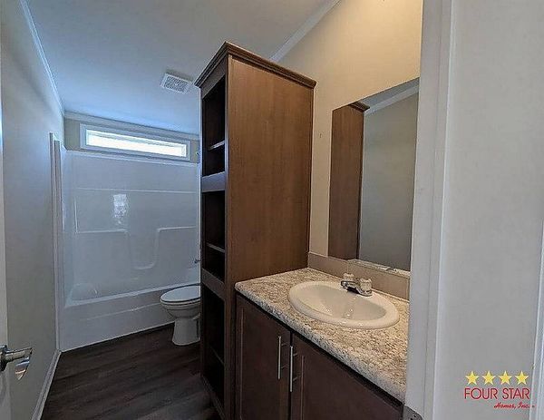 1504 Flora Lee Dr, Leesburg FL 34748