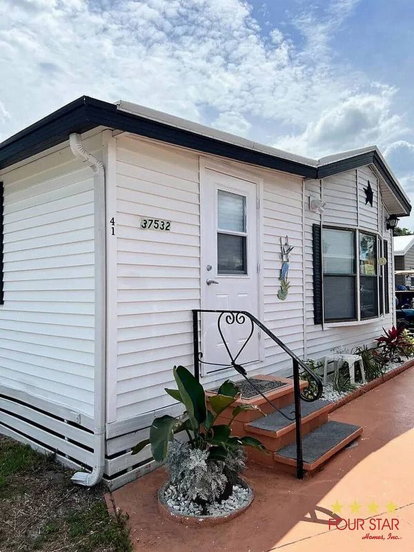 37512 Alexis St, Lot 41, Zephyrhills FL 33541