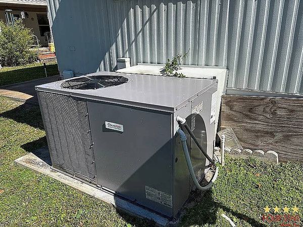 209 Countryside Dr, Orange City FL 32763