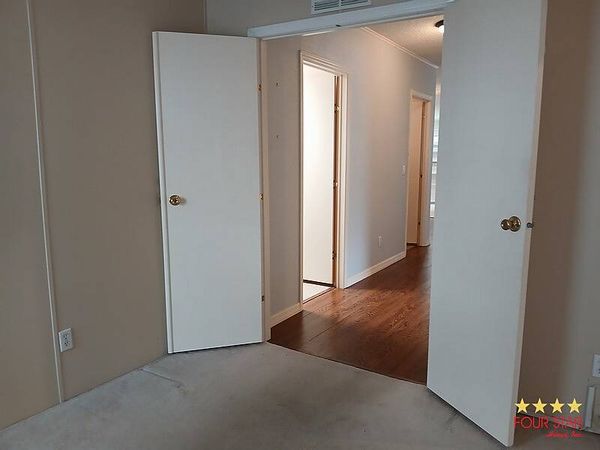 304 Kings Lake Dr, DeBary FL 32713