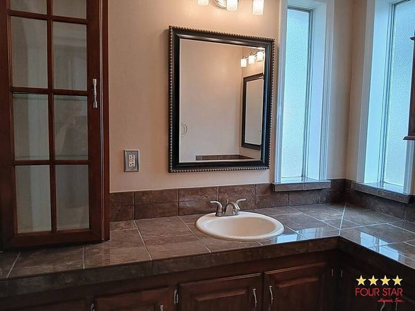 304 Kings Lake Dr, DeBary FL 32713