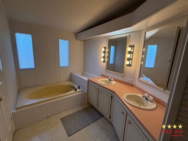 39 Ribbon Falls Dr, Ormond Beach FL 32174