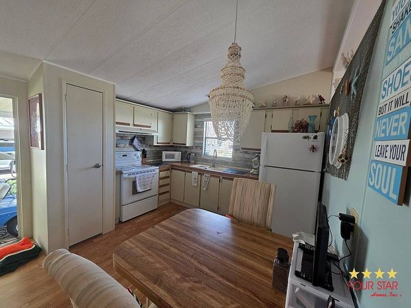 3 Buccaneer Dr, Leesburg FL 34788