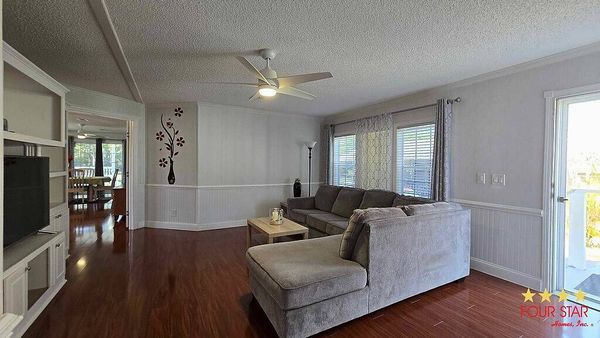 2100 Pleasant Hill Rd, Lot 107, Kissimmee FL 34746