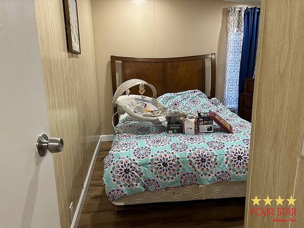 2372 Sandlewood Ln, Orange City FL 32763