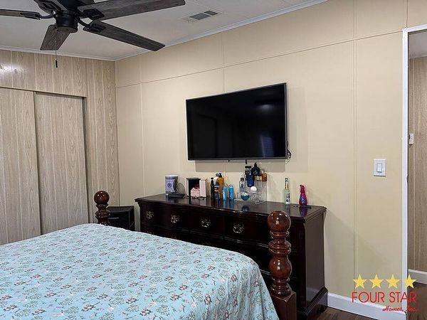 2372 Sandlewood Ln, Orange City FL 32763