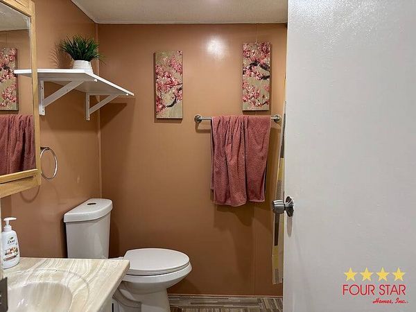 2372 Sandlewood Ln, Orange City FL 32763